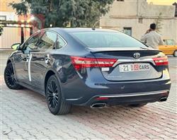 تۆیۆتا ئەڤەلۆن